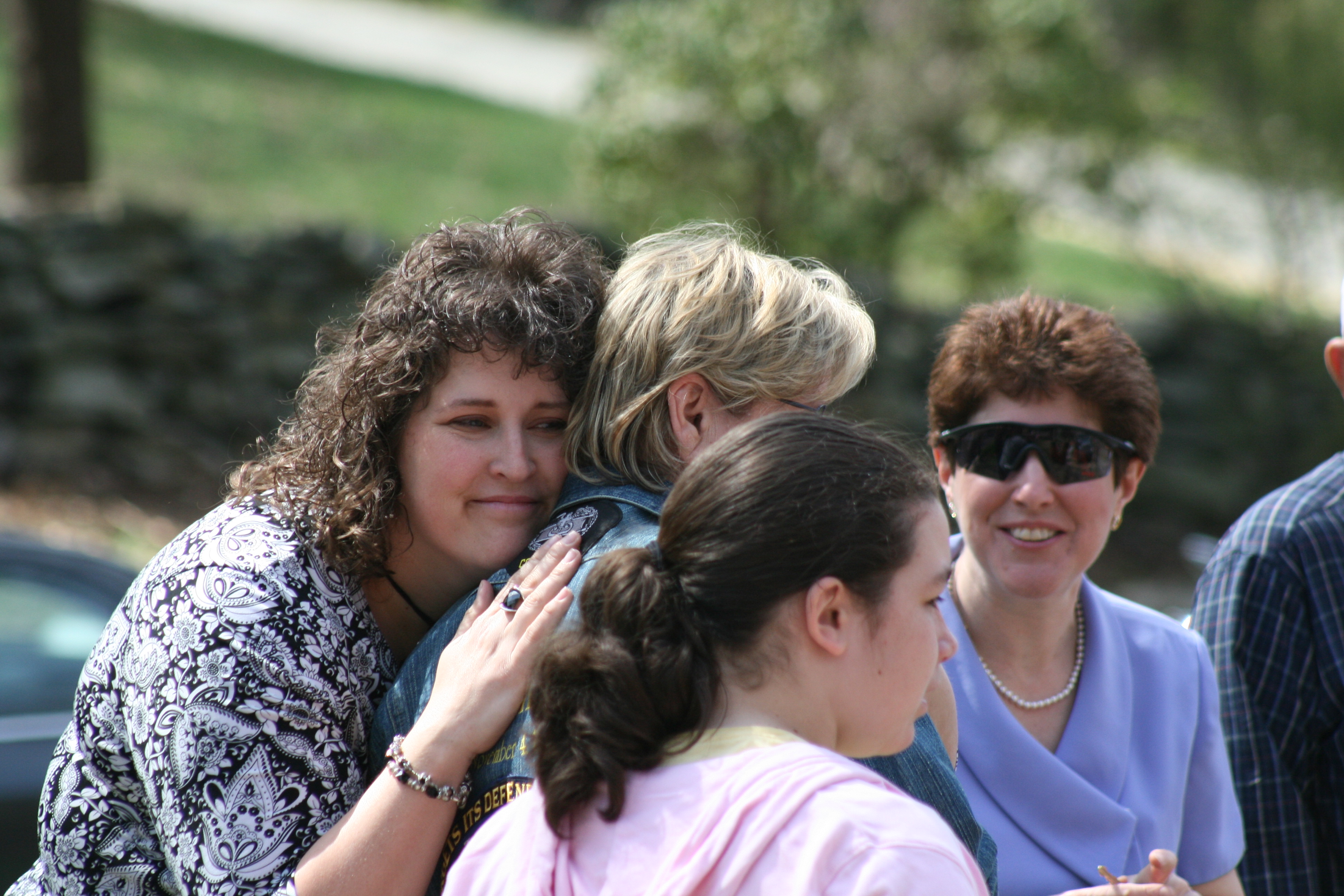 Crowd watching the construction